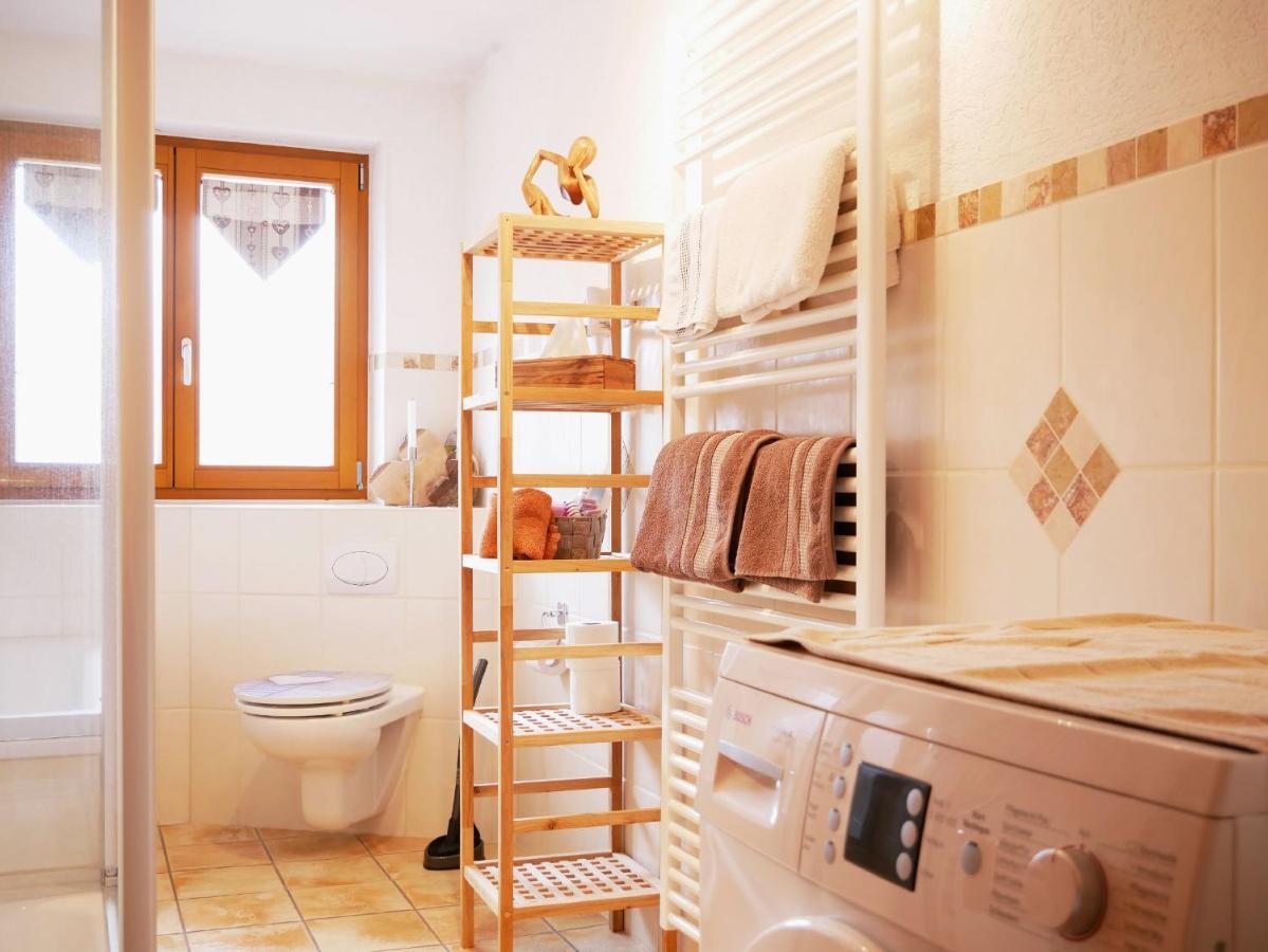 Haus Jurisch Apartment Urberg ภายนอก รูปภาพ