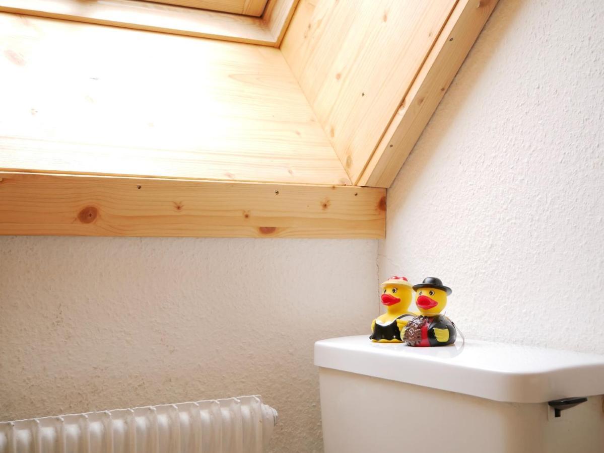 Haus Jurisch Apartment Urberg ภายนอก รูปภาพ