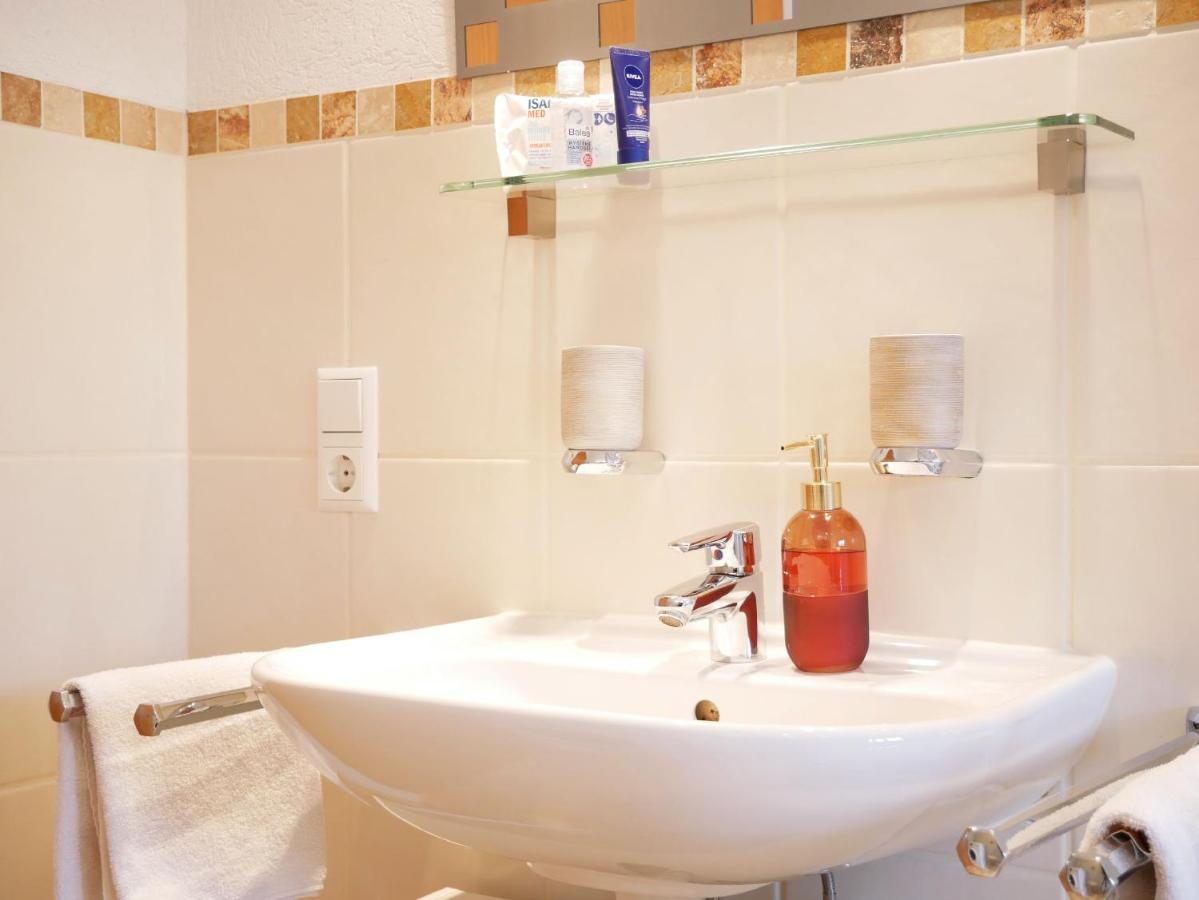 Haus Jurisch Apartment Urberg ภายนอก รูปภาพ